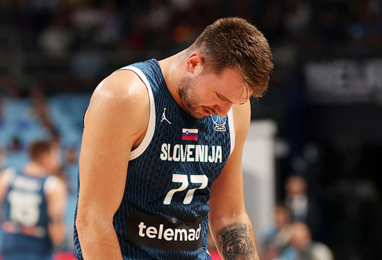 日凌晨开打, 马尔卡宁, 日凌晨 日凌晨开打, 马尔卡宁, 日凌晨