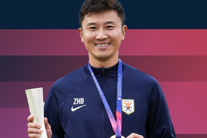 周海滨脱颖, 籍教练组长