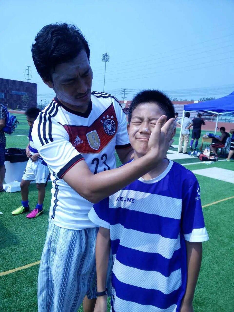 而且在儿子 而且在儿子